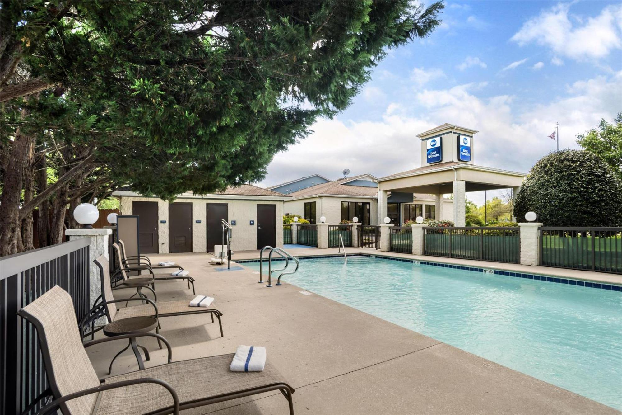 Western Inn&suites Hotel