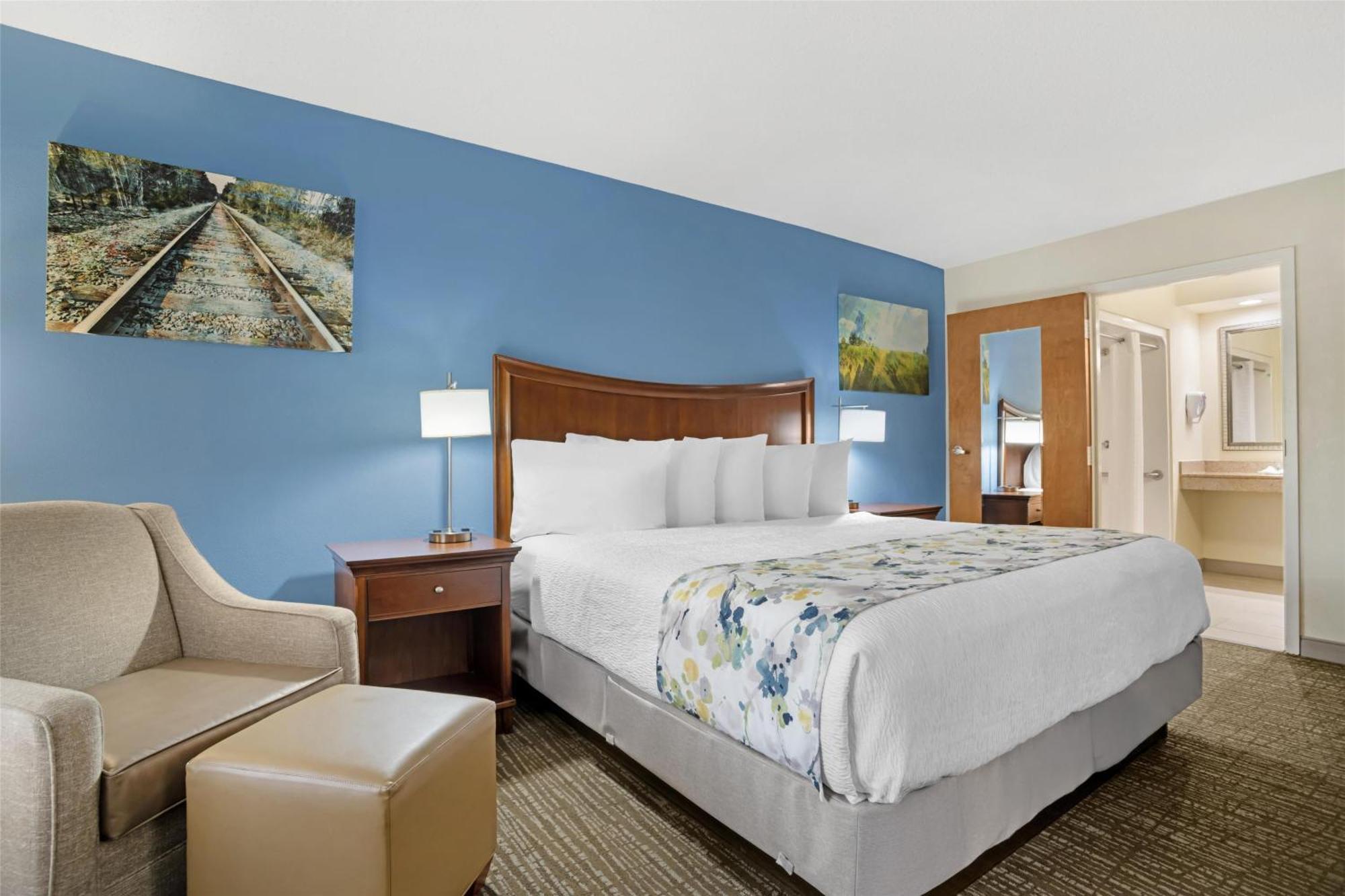 Western Inn&suites Monroe