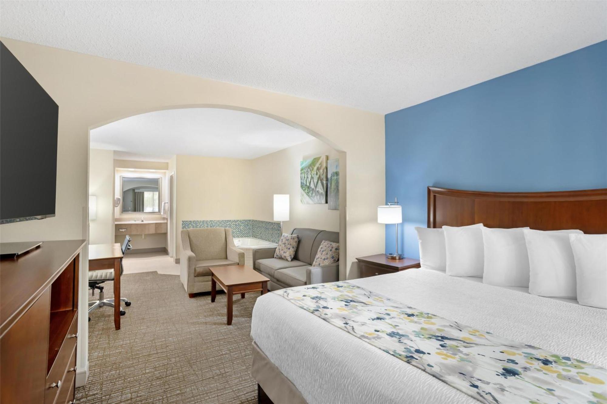 Western Inn&suites Hotel