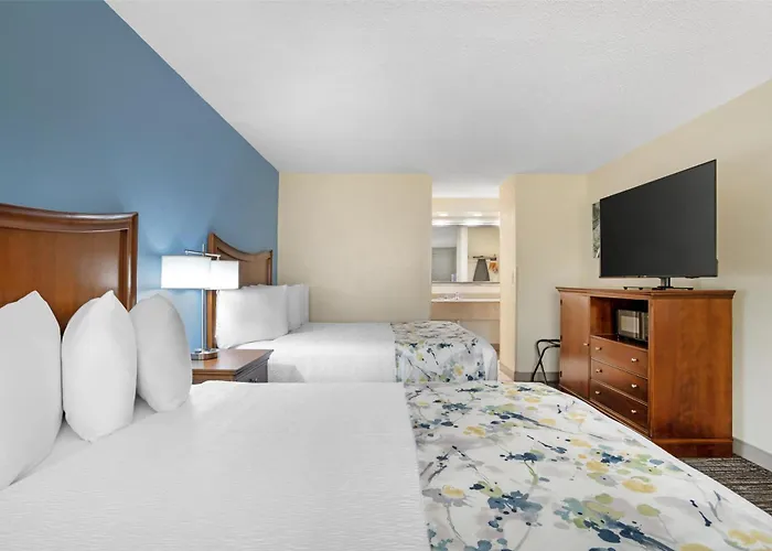 Best Western Inn & Suites Monroe