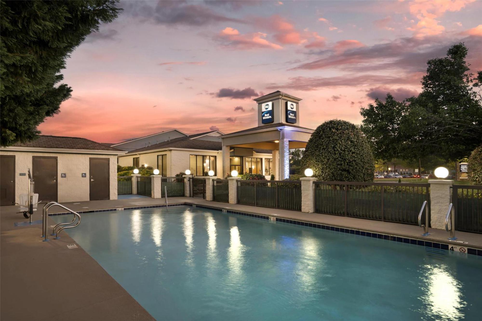 Hotel Western & 3*